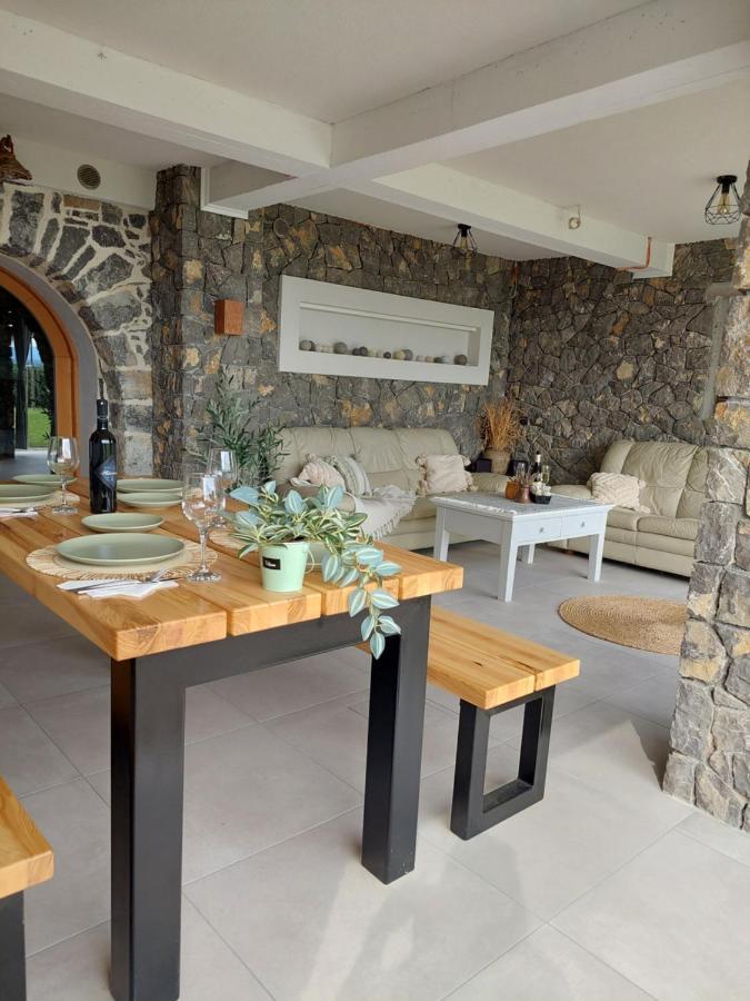 Vineyard Cottage Lan Na Hribu Semic Εξωτερικό φωτογραφία