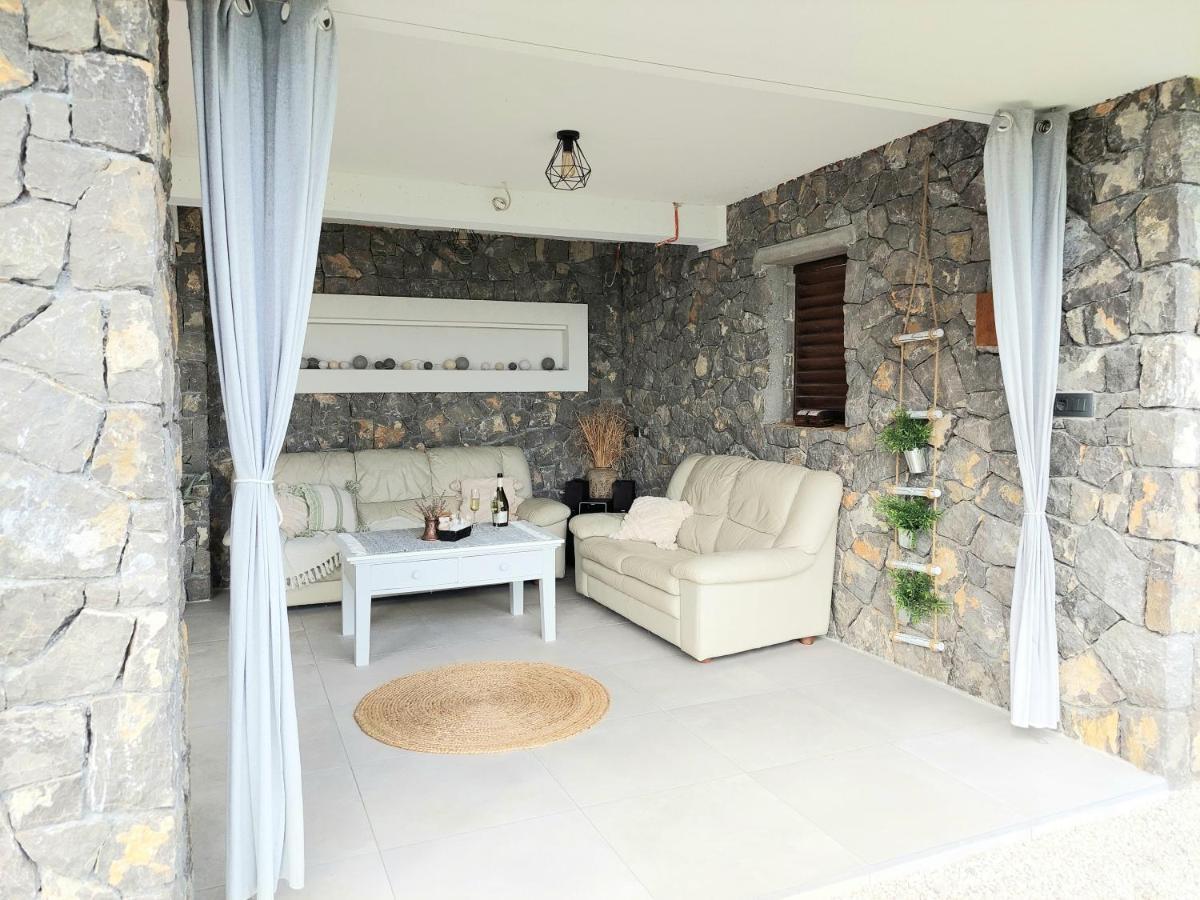 Vineyard Cottage Lan Na Hribu Semic Εξωτερικό φωτογραφία
