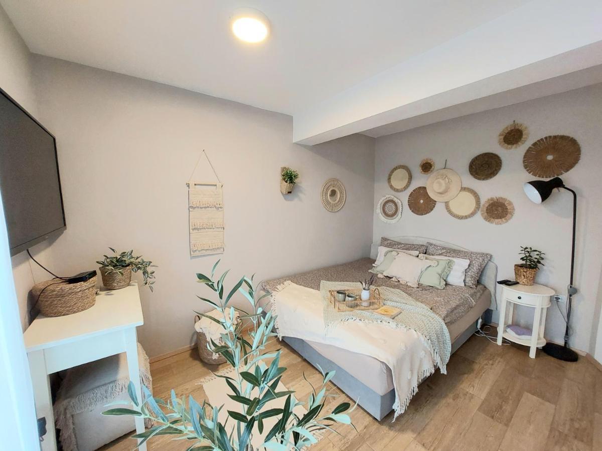Vineyard Cottage Lan Na Hribu Semic Εξωτερικό φωτογραφία